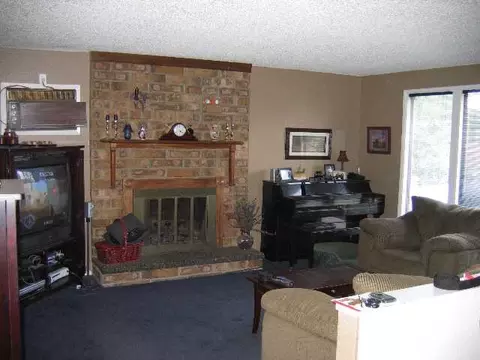 521 E Cascade Ct, Spokane, WA 99208 photo 2