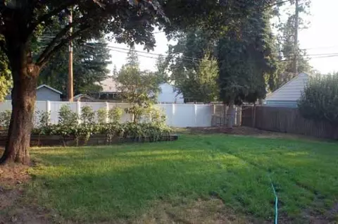 1104 E 37th, Spokane, WA 99203 photo 2