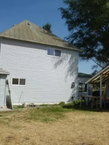 410 E 5th St, Spangle, WA 99031 photo 6