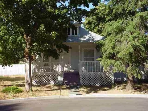 2407 E 8th, Spokane, WA 99202 photo 1