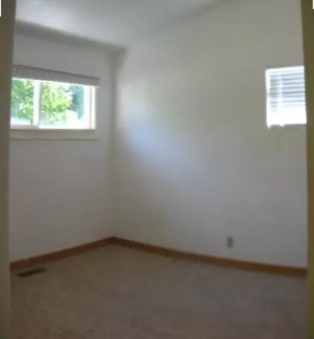 3111 E 36th Ave, Spokane, WA 99223 photo 6