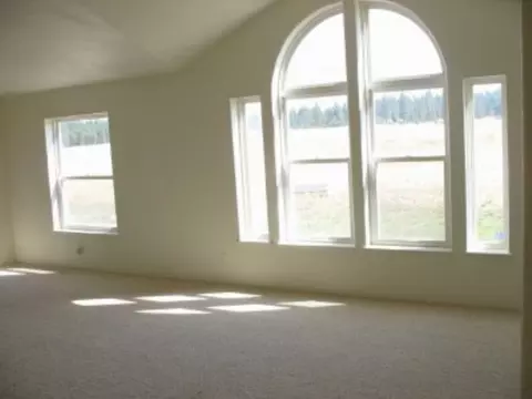 916 E Smythe, Spangle, WA 99031 photo 2