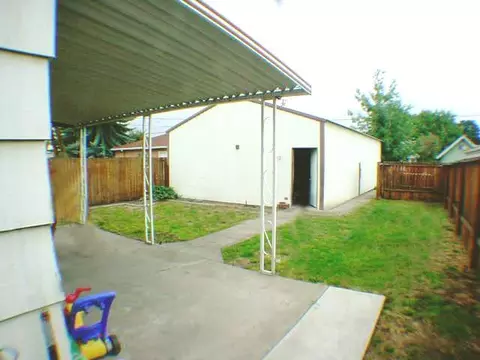 2122 W Sharp Ave, Spokane, WA 99201 photo 4