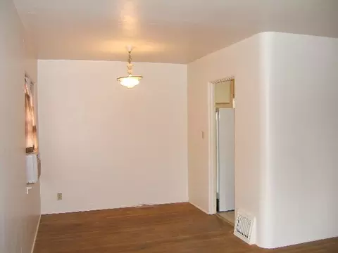 718 E 39th, Spokane, WA 99203 photo 3