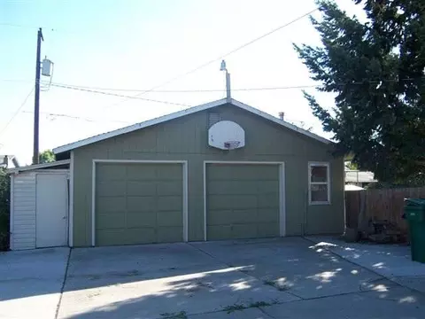 7902 E Nora, Spokane Valley, WA 99212 photo 2