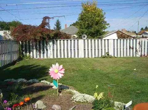 2223 E Longfellow, Spokane, WA 99207 photo 3