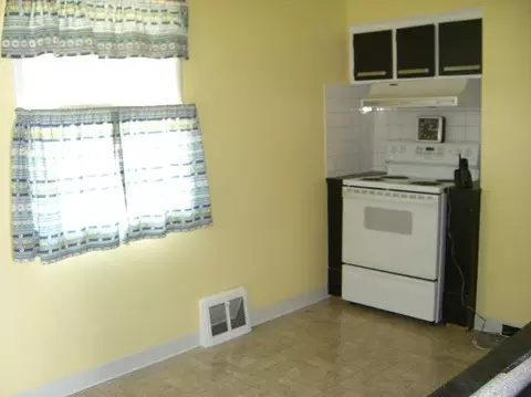 2223 E Longfellow, Spokane, WA 99207 photo 4