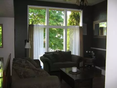 1124 E 36th Ave, Spokane, WA 99203 photo 3