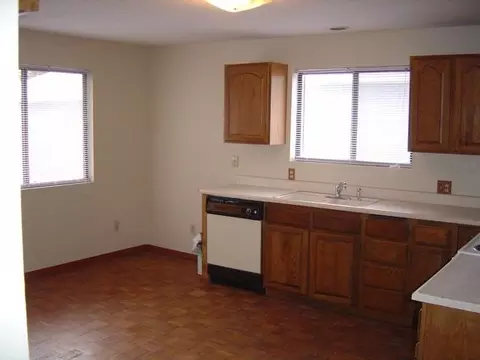 614 E 17th, Spokane, WA 99203 photo 5