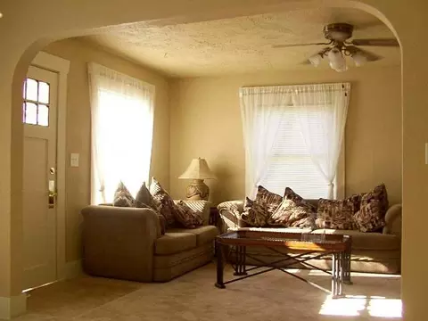 543 E Longfellow, Spokane, WA 99207 photo 2