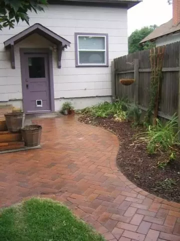 955 E 13th Ave, Spokane, WA 99202 photo 3