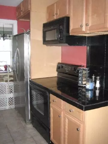 804 E 33rd Ave, Spokane, WA 99203 photo 4