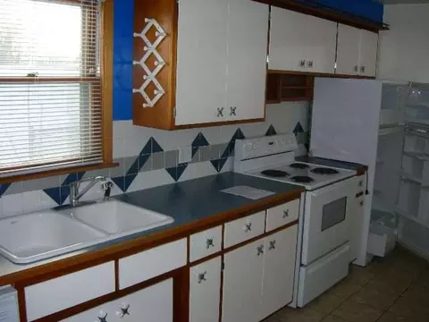 2124 E Lacrosse, Spokane, WA 99207 photo 5