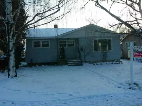 2124 E Lacrosse, Spokane, WA 99207 photo 2