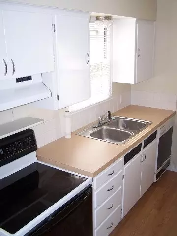 2117 E Diamond, Spokane, WA 99207 photo 4