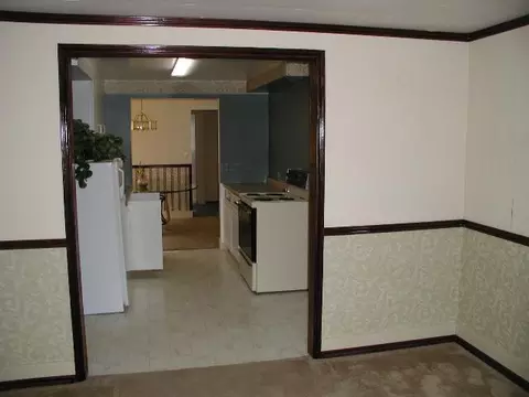 1654 E Francis, Spokane, WA 99207 photo 3