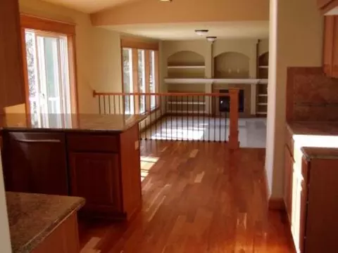 924 E Chatham Ct, Spokane, WA 99218 photo 6