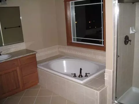 921 E Harding Ct, Spokane, WA 99218 photo 9
