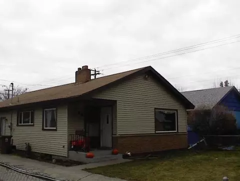1908 E Tilsley Pl, Spokane, WA 99207 photo 9
