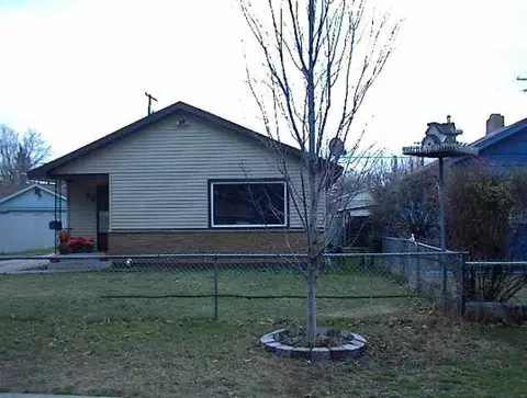 1908 E Tilsley Pl, Spokane, WA 99207 photo 1