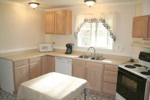 3313 E 2nd Ct, Mead, WA 99021 photo 3