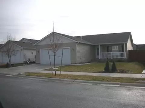 1632 E Devoe Ln, Spokane, WA 99217 photo 1