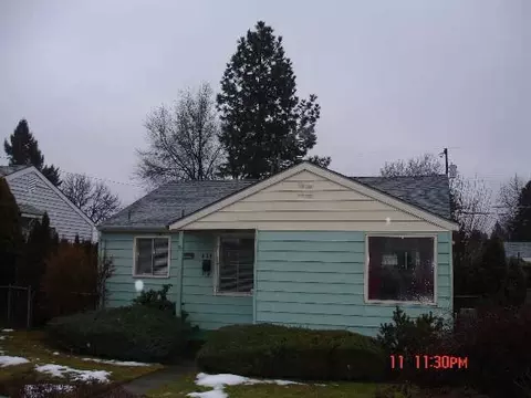 624 Everett, Spokane, WA 99207 photo 2
