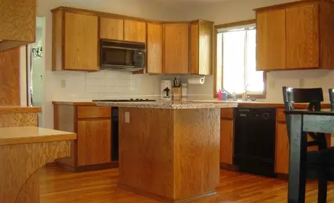 409 E Pine Glen Ct, Spokane, WA 99208 photo 4