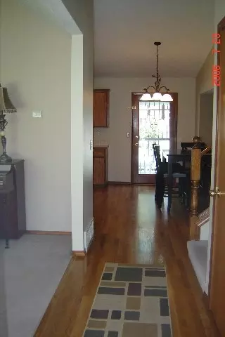 409 E Pine Glen Ct, Spokane, WA 99208 photo 2