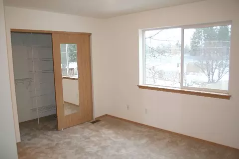 9920 E 14th Ave, Spokane Valley, WA 99206 photo 6