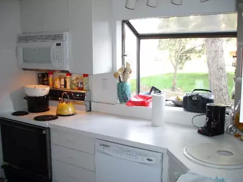 1707 E 37th Ave, Spokane, WA 99203 photo 2