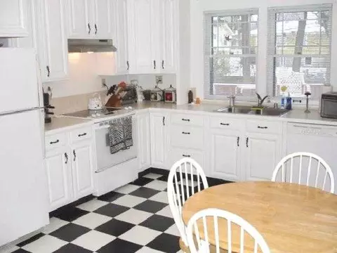 930 E 30th Ave, Spokane, WA 99203 photo 6