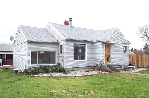 9704 E Sharp, Spokane Valley, WA 99206 photo 1