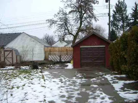2219 E Hoffman, Spokane, WA 99207 photo 2