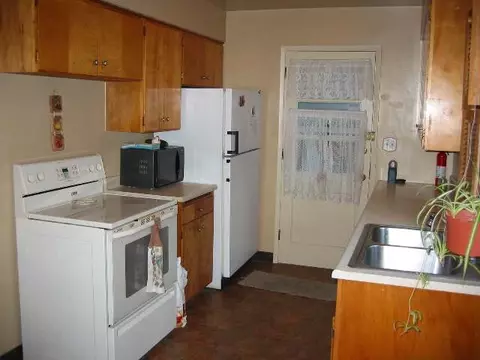 3911 E 11th Ave, Spokane, WA 99202 photo 5