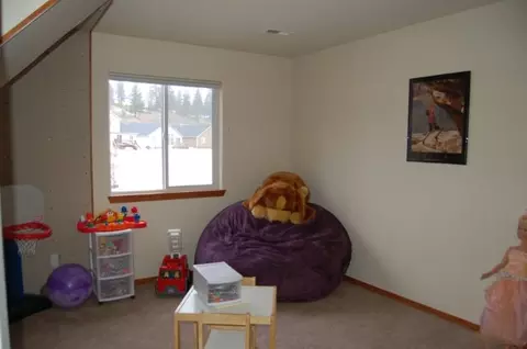 415 E Blackhawk, Spokane, WA 99208 photo 9