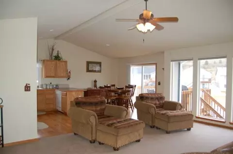 415 E Blackhawk, Spokane, WA 99208 photo 3