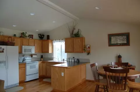 415 E Blackhawk, Spokane, WA 99208 photo 4
