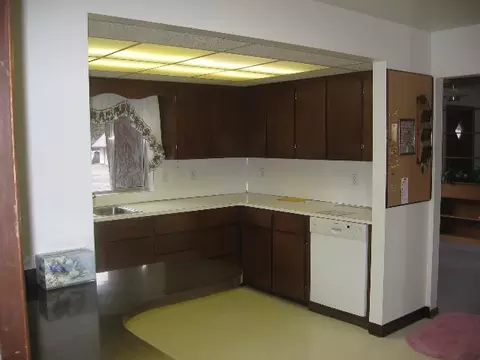 1722 S Morrow Rd, Spokane, WA 99216 photo 3