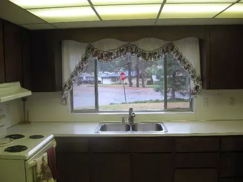 1722 S Morrow Rd, Spokane, WA 99216 photo 2