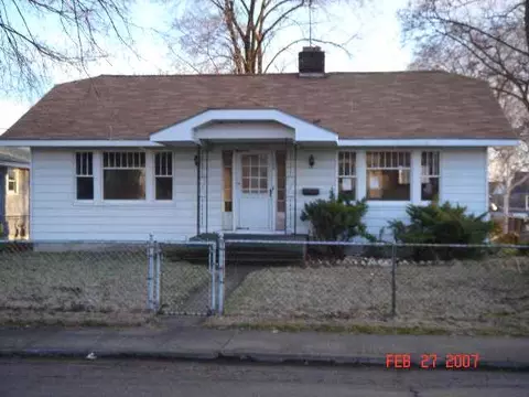 102 E Heroy, Spokane, WA 99207 photo 1