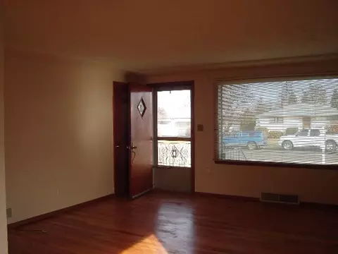 1928 E Longfellow, Spokane, WA 99207 photo 2