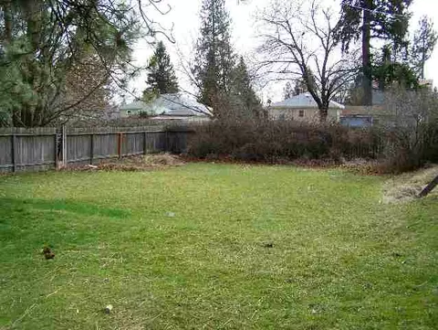 1010 E 33, Spokane, WA 99203 photo 2