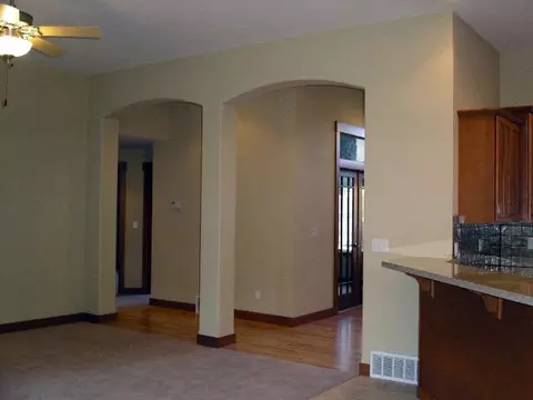 512 E Golden Eagle Ln, Colbert, WA 99005 photo 3
