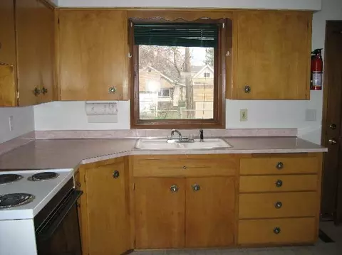 1735 E Broad Ave, Spokane, WA 99207 photo 6