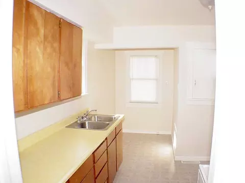 1017 E Longfellow, Spokane, WA 99207 photo 6