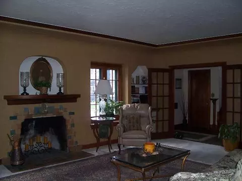 633 E 25th Ave, Spokane, WA 99203 photo 2