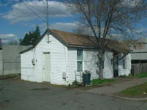 1817 E Riverside, Spokane, WA 99202 photo 2