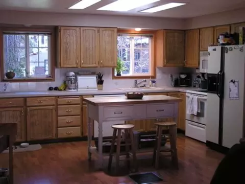 907 E Bedivere, Spokane, WA 99218 photo 2