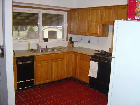 1634 E Bismark, Spokane, WA 99208 photo 2